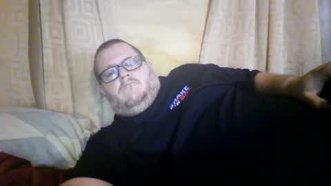 Snapshot of creeeping_death chatting on July 2026 11:41:01 PM The hopeless romantic online show from July 2026 11:41:01 PM