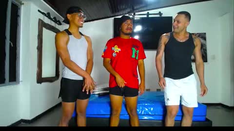 crismens online show from November 2025 09:24:02 PM