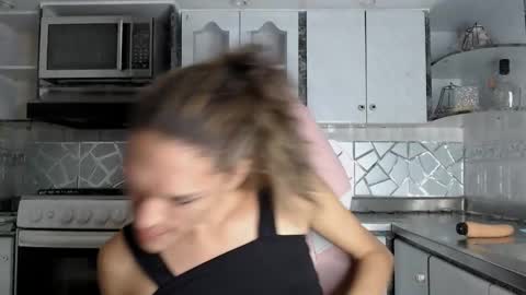 Cristina Onazis online show from March 2026 06:12:02 PM