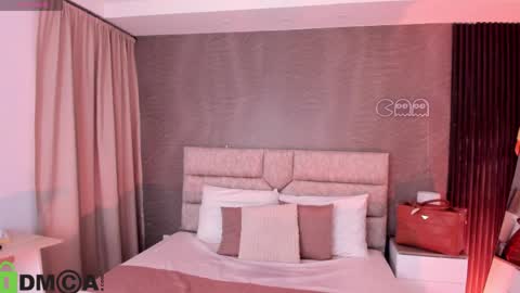 Snapshot of cristal__adams chatting on March 2026 12:06:02 PM cristal__adams online show from March 2026 12:06:02 PM