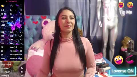 CRISTAL online show from November 2025 02:05:01 PM