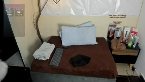 Cristal yours Milf online show from April 2026 12:54:02 PM