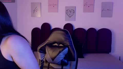  Alejandra from Wednesday to Saturday from 1000 pm to 400 am Colombian hour online show from March 2026 11:09:01 PM