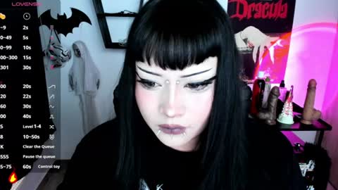 Snapshot of cristal_kosh chatting on June 2026 09:05:02 PM Cris online show from June 2026 09:05:02 PM