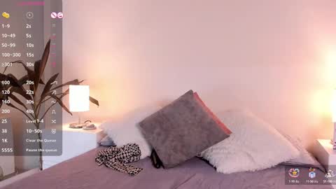 Snapshot of cristal_princess_ chatting on March 2025 05:08:01 AM Cristal online show from March 2025 05:08:01 AM