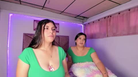 cristal_smith20 online show from February 2026 01:51:02 PM