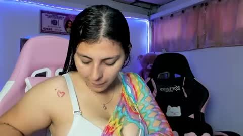 cristal_smith20 online show from June 2026 11:59:02 AM