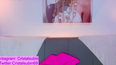 Snapshot of cristal_subin69 chatting on June 2026 03:24:01 PM STEFANYIG cristalsubin online show from June 2026 03:24:01 PM