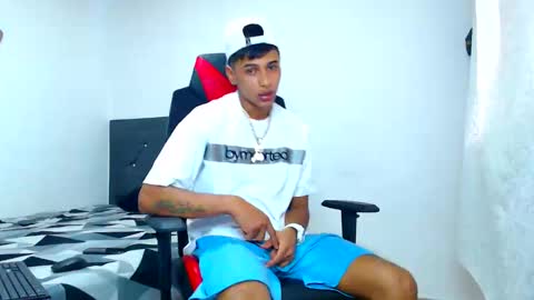 cristian online show from April 2026 09:59:02 PM