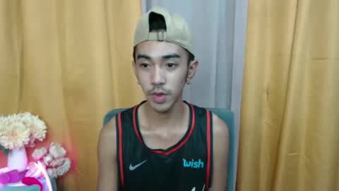 crocodale online show from April 2026 07:00:01 PM