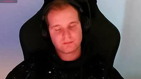 Snapshot of croissant911 chatting on October 2025 08:07:01 AM Anderson online show from October 2025 08:07:01 AM