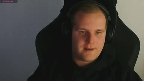 Snapshot of croissant911 chatting on April 2026 06:58:02 AM Anderson online show from April 2026 06:58:02 AM