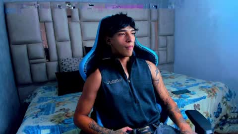 Croy online show from April 2026 08:39:02 PM