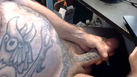 Crucifux online show from April 2026 01:47:01 PM