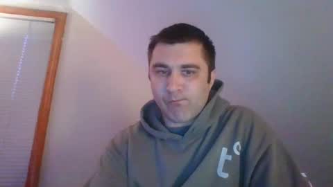 Crush380 online show from April 2026 10:51:02 PM