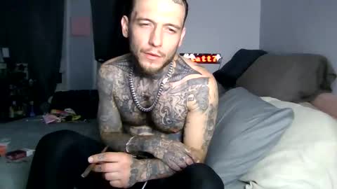 cruz815 online show from May 2026 02:29:01 AM