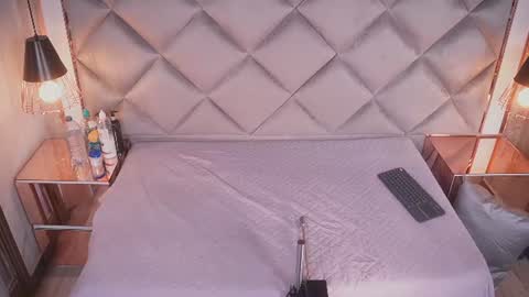 Snapshot of crystal_gilton chatting on July 2026 07:05:02 PM crystal_gilton online show from July 2026 07:05:02 PM