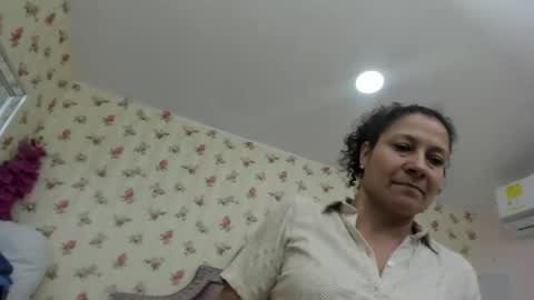 Milf Latina online show from May 2026 01:28:01 PM