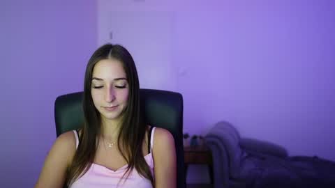 Crystalbrunette18 online show from July 2026 01:06:02 PM