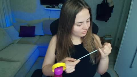 crystalemily online show from April 2026 07:12:01 PM