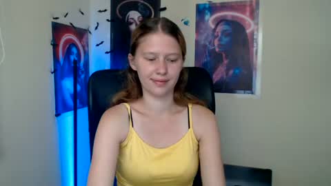 Snapshot of crystalgirl__ chatting on July 2026 06:44:02 AM Stella online show from July 2026 06:44:02 AM