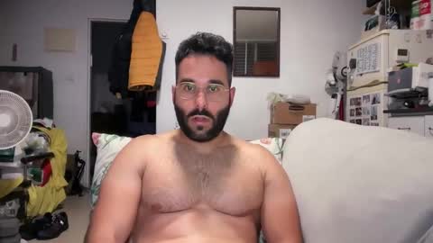 Cuman online show from April 2026 11:05:01 PM