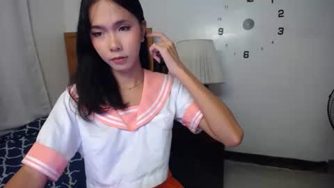 Snapshot of cumcute_ellez chatting on April 2026 02:44:01 PM Elle online show from April 2026 02:44:01 PM