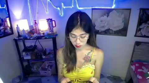 cummers334 online show from April 2026 01:31:02 PM
