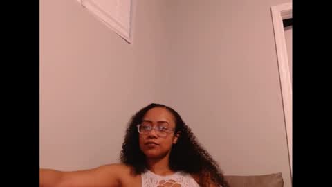 Nia Reese online show from February 2026 03:25:02 AM