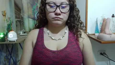 Snapshot of curly_greeneyed chatting on May 2026 03:03:02 AM Vannesa online show from May 2026 03:03:02 AM