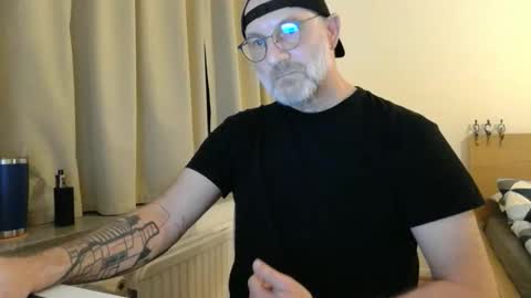 Curman85 online show from March 2026 11:44:01 PM