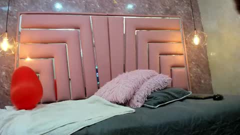 Snapshot of curvy_alyanna chatting on February 2026 11:41:01 AM Alyanna online show from February 2026 11:41:01 AM