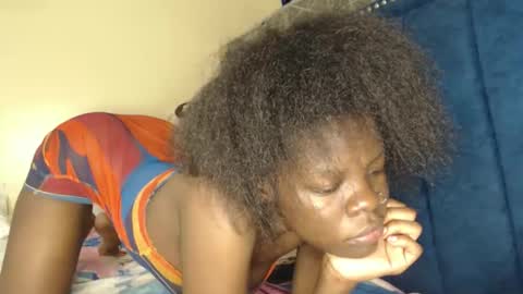 curvyjoan online show from February 2026 09:30:01 AM