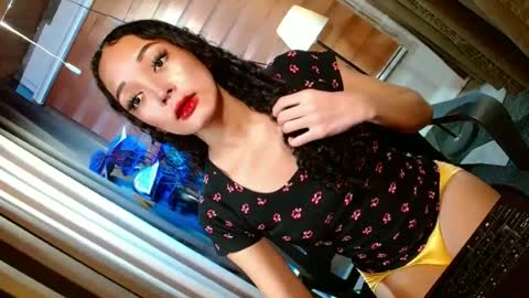 Snapshot of curybb_hanna19 chatting on July 2026 11:03:01 AM BBY CURLYHANNA online show from July 2026 11:03:01 AM