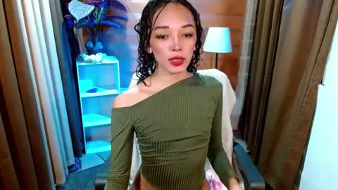 Snapshot of curybb_hanna19 chatting on July 2026 08:39:01 AM BBY CURLYHANNA online show from July 2026 08:39:01 AM