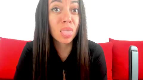 Snapshot of cute_angel95 chatting on June 2026 06:37:02 AM cute_angel95 online show from June 2026 06:37:02 AM