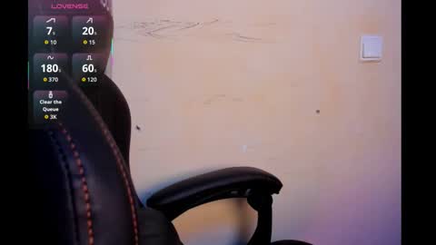 Becca online show from September 2025 09:27:02 PM