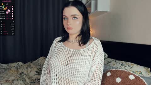 Snapshot of cute_caprice chatting on February 2025 10:55:01 PM Alexa online show from February 2025 10:55:01 PM