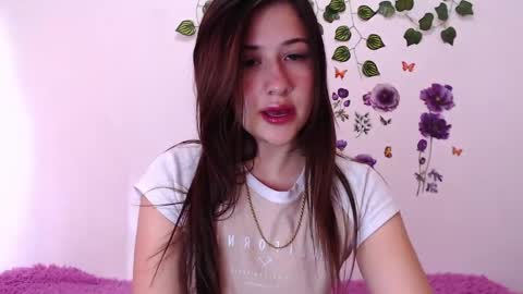 Isabella online show from April 2026 09:38:01 PM