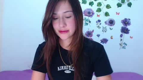 Isabella online show from May 2026 11:46:01 PM