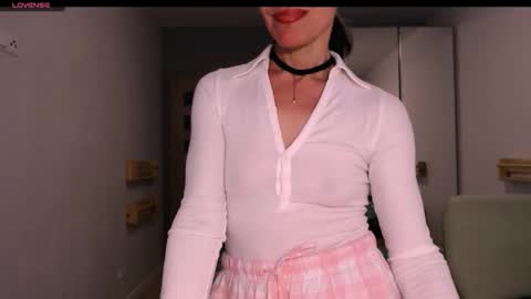 cute_lion_ online show from February 2026 01:25:01 PM