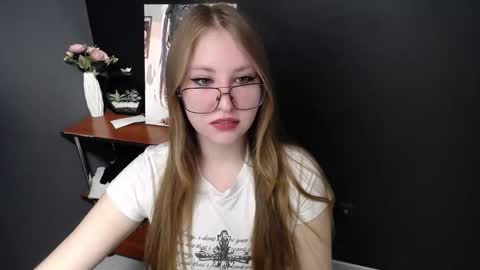 Veronica online show from April 2026 06:25:02 AM