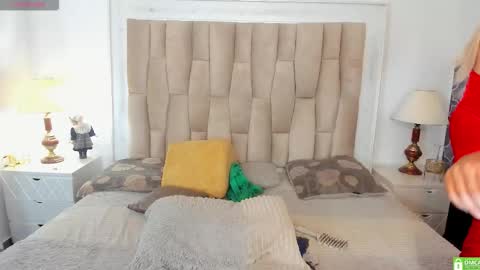 cutedollbabihotts online show from February 2026 03:23:01 PM