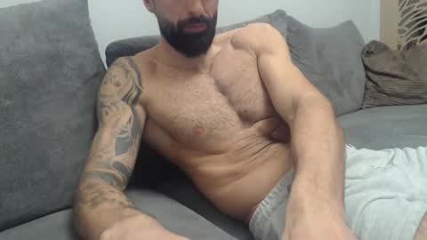 cuteeboy online show from March 2026 05:52:02 PM