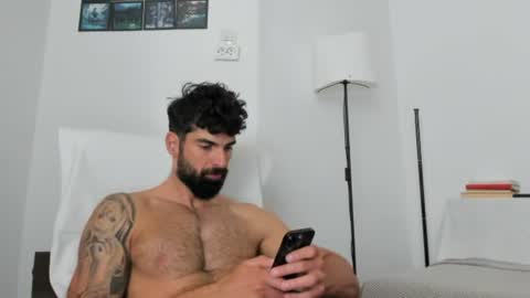 Snapshot of cuteeboy chatting on June 2026 05:19:02 AM cuteeboy online show from June 2026 05:19:02 AM