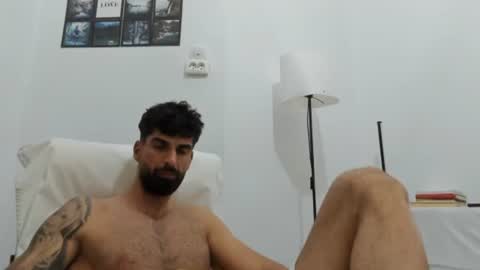 Snapshot of cuteeboy chatting on June 2026 06:12:01 PM cuteeboy online show from June 2026 06:12:01 PM