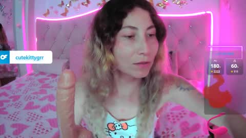 Kitty online show from April 2026 12:00:02 AM