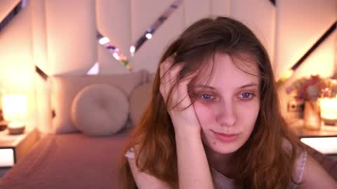 Foxy online show from April 2026 01:52:02 PM