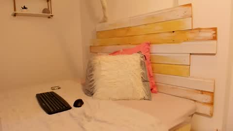 cuteeliza1 online show from October 2025 07:08:01 AM