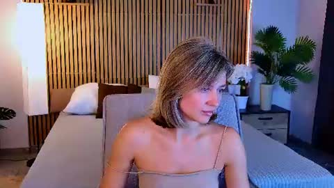 Snapshot of cutemirage chatting on June 2026 02:39:02 PM cutemirage online show from June 2026 02:39:02 PM